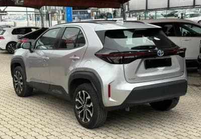 Sell Toyota Yaris Cross 2023 - 26750 EUR, 18000 km - AUTO.MOTO.pt