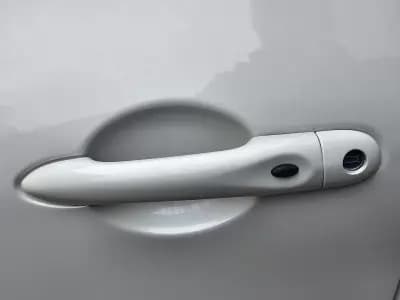 Vendo Renault Zoe 2019 - 7850 EUR, 130850 km - AUTO.MOTO.pt