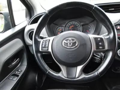 Vendo Toyota Yaris 2016 - 12990 EUR, 151000 km - AUTO.MOTO.pt