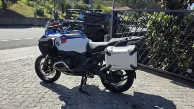 Sell BMW R 1300 GS Adventure 2025 - 29900 EUR, 8749 km - AUTO.MOTO.pt