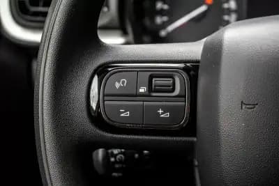 Sell Citroën C3 2024 - 13990 EUR, 21393 km - AUTO.MOTO.pt