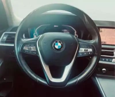 Vendo BMW 330 2019 - 22900 EUR, 151846 km - AUTO.MOTO.pt