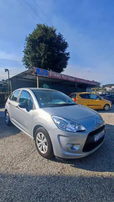 Vendo Citroën C3 2013 - 6897 EUR, 127989 km - AUTO.MOTO.pt