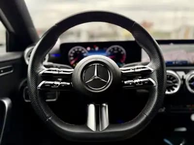 Sell Mercedes-Benz A 200 2024 - 32950 EUR, 44000 km - AUTO.MOTO.pt