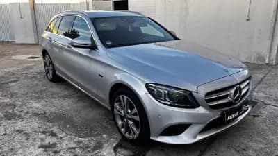 Vendo Mercedes-Benz C 300 2021 - 27500 EUR, 201000 km - AUTO.MOTO.pt