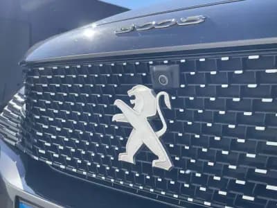 Sell Peugeot 3008 2021 - 21600 EUR, 84770 km - AUTO.MOTO.pt