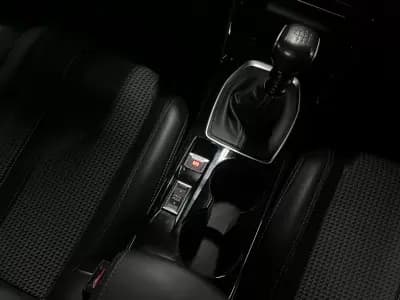 Sell Peugeot 208 2021 - 15990 EUR, 40000 km - AUTO.MOTO.pt