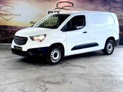 Vendo Opel Combo 2022 - 17900 EUR, 47542 km - AUTO.MOTO.pt