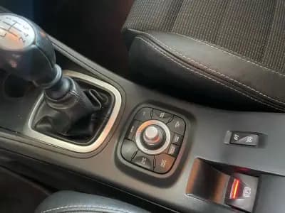 Sell Renault Mégane Sport Tourer 2010 - 4990 EUR, 340390 km - AUTO.MOTO.pt