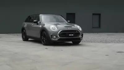 Vendo MINI Clubman 2018 - 24999 EUR, 131000 km - AUTO.MOTO.pt