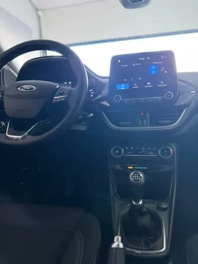 Vendo Ford Puma 2022 - 22900 EUR, 25000 km - AUTO.MOTO.pt