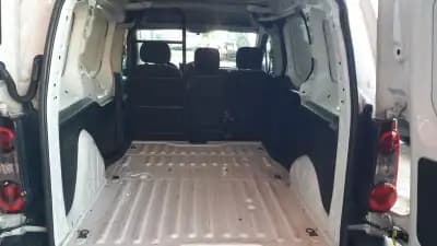 Sell Peugeot 2019 - 8999 EUR, 212000 km - AUTO.MOTO.pt