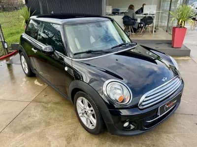 Vendo MINI Cooper 2012 - 9750 EUR, 170000 km - AUTO.MOTO.pt