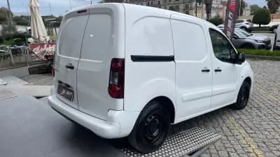 Sell Citroën Berlingo 1.6 HDI Attraction 2018 - 9990 EUR, 159980 km - AUTO.MOTO.pt