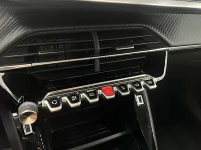 Sell Peugeot 2008 2020 - 14990 EUR, 78391 km - AUTO.MOTO.pt