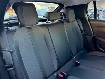 Sell Peugeot 208 2020 - 14250 EUR, 44000 km - AUTO.MOTO.pt