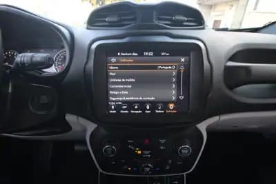 Sell Jeep Renegade 2018 - 15990 EUR, 116000 km - AUTO.MOTO.pt