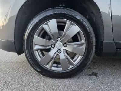 Sell Peugeot 2008 2016 - 12990 EUR, 160000 km - AUTO.MOTO.pt