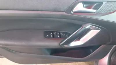 Sell Peugeot 308 SW 2015 - 6999 EUR, 234000 km - AUTO.MOTO.pt