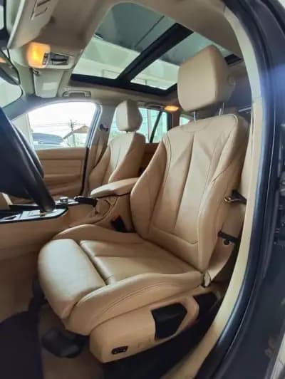 Vendo BMW 318 2013 - 14250 EUR, 180000 km - AUTO.MOTO.pt