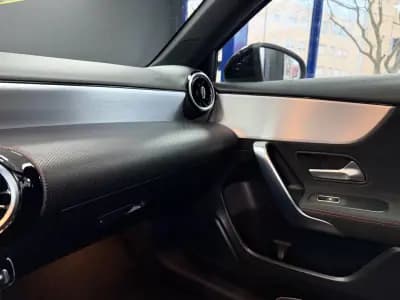 Vendo Mercedes-Benz A 180 2018 - 28000 EUR, 64735 km - AUTO.MOTO.pt