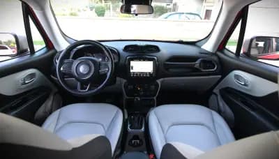 Vendo Jeep Renegade 2018 - 15990 EUR, 115600 km - AUTO.MOTO.pt