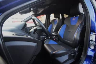 Vendo Ford Focus 2016 - 17990 EUR, 194500 km - AUTO.MOTO.pt