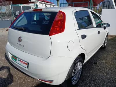 Vendo Fiat Punto 2016 - 7250 EUR, 113705 km - AUTO.MOTO.pt