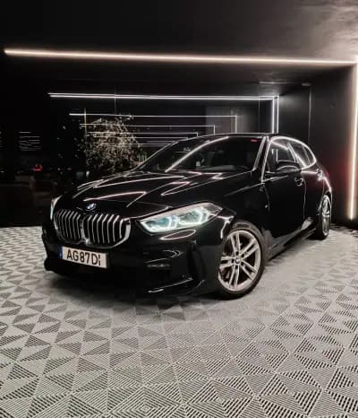 Vendo BMW 118 2021 - 22750 EUR, 111912 km - AUTO.MOTO.pt