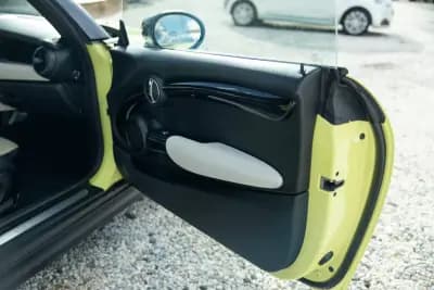 Sell MINI 2021 - 22250 EUR, 93370 km - AUTO.MOTO.pt