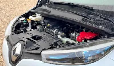 Vendo Renault Zoe 2018 - 10780 EUR, 52260 km - AUTO.MOTO.pt