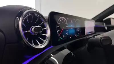 Sell Mercedes-Benz A 35 AMG 2019 - 38990 EUR, 113962 km - AUTO.MOTO.pt