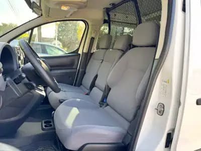 Sell Peugeot Partner 2014 - 9250 EUR, 190000 km - AUTO.MOTO.pt