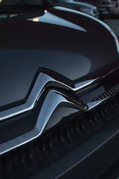 Sell Citroën C3 Aircross 2023 - 16800 EUR, 37800 km - AUTO.MOTO.pt