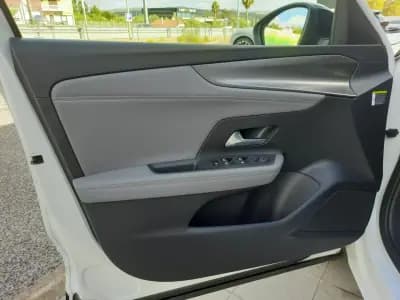 Vendo Opel Mokka 2023 - 19900 EUR, 18400 km - AUTO.MOTO.pt