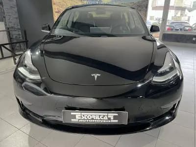 Vendo Tesla Model 3 2020 - 29700 EUR, 64646 km - AUTO.MOTO.pt