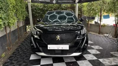 Vendo Peugeot e-2008 2022 - 21900 EUR, 67769 km - AUTO.MOTO.pt