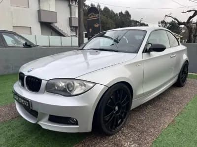 Vendo BMW 120 2008 - 12900 EUR, 300000 km - AUTO.MOTO.pt