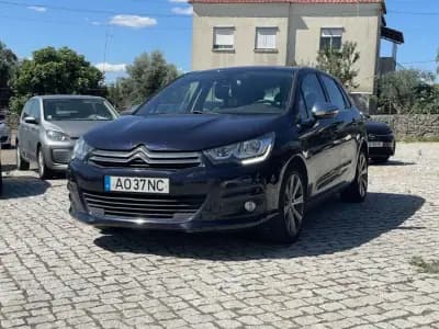 Sell Citroën C4 2015 - 10450 EUR, 116201 km - AUTO.MOTO.pt