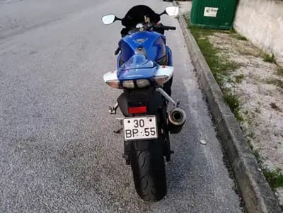 Sell Suzuki GSX-R 600 2006 - 6540 EUR, 38500 km - AUTO.MOTO.pt