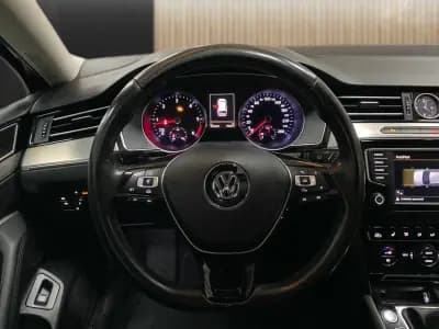 Vendo Volkswagen Passat Variant 2016 - 9950 EUR, 338000 km - AUTO.MOTO.pt