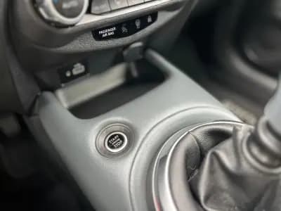 Vendo Nissan Juke 2020 - 17500 EUR, 59640 km - AUTO.MOTO.pt