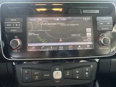 Vendo Nissan Leaf 2018 - 15800 EUR, 70936 km - AUTO.MOTO.pt