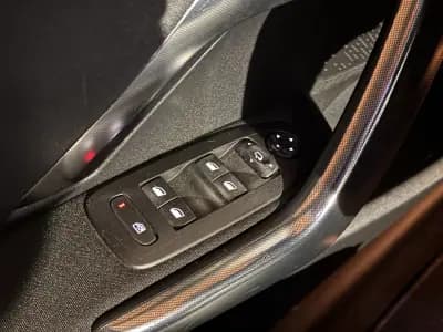 Sell Peugeot 2008 2015 - 10750 EUR, 70045 km - AUTO.MOTO.pt