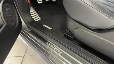 Vendo Abarth 595 2021 - 21990 EUR, 52892 km - AUTO.MOTO.pt