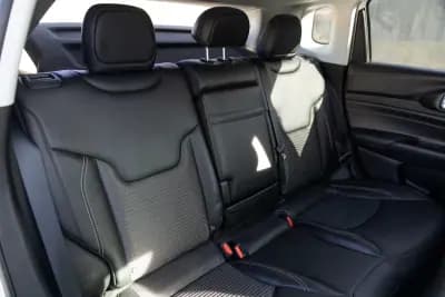 Sell Jeep Compass 2022 - 24250 EUR, 92000 km - AUTO.MOTO.pt