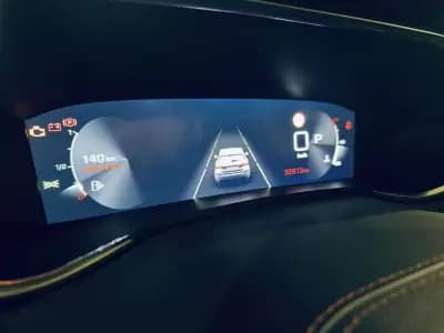 Vendo Peugeot 308 2020 - 23990 EUR, 32813 km - AUTO.MOTO.pt