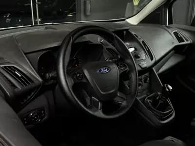 Vendo Ford Tourneo Connect 2015 - 12990 EUR, 204400 km - AUTO.MOTO.pt