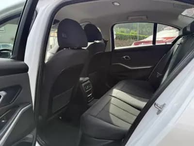 Vendo BMW 330e 2019 - 18990 EUR, 209877 km - AUTO.MOTO.pt