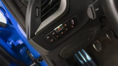 Vendo BMW 116 2021 - 21900 EUR, 104000 km - AUTO.MOTO.pt